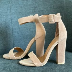 Suede strap chunk heel